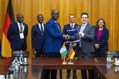 Énergie : 400 campements bientôt raccordés au réseau électrique par des mini-réseaux photovoltaïques