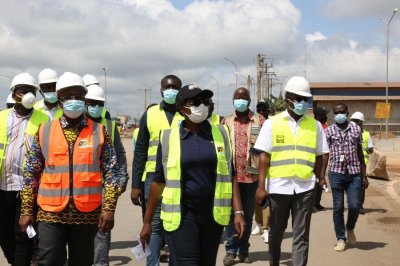 Entretien routier : La Directrice générale par intérim du FER soulage les fournisseurs de la société avant les fêtes