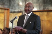 Levée solennelle des drapeaux pour marquer le retour officiel de la BAD