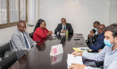 Lutte contre la cherté de la vie : le ministère du commerce et de l’industrie rencontre les acteurs de la filière huile