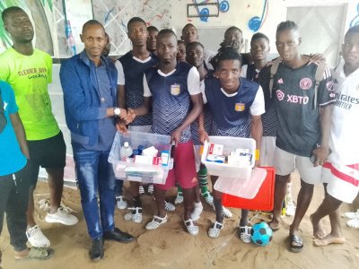 Football /1/8e de finale Cam TCHIN-TCHIN :  Port-Bouët MC reçoit des kits médicaux