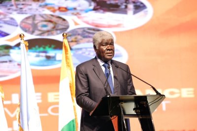 Forum Investir dans le District Autonome d'Abidjan : Le Premier Ministre réaffirme l'engagement du gouvernement à soutenir les acteurs de l'écosystème entrepreneurial pour un développement durable d'Abidjan