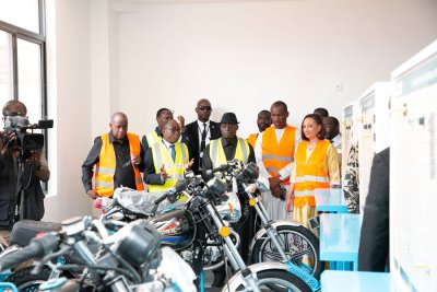 Futur Lycée professionnel de Dabakala : Le Vice-Président de la République, Tiémoko Meyliet Koné, visite les travaux de construction