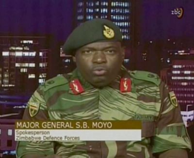 Zimbabwe: des officiers démentent un coup d’Etat, Mugabe confiné chez lui selon Zuma