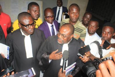 Blé Goudé poursuivi à Abidjan pour « crimes contre des prisonniers de guerre », l’audience reportée au 30 octobre prochain