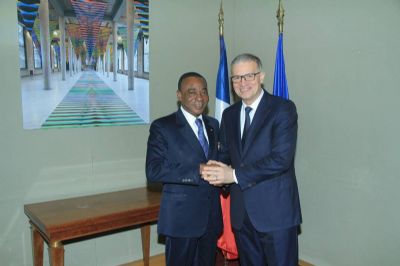 Plénière du Conseil Economique Social et Environnemental de France, Le Président Charles KOFFI DIBY invité spécial