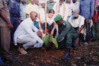 Dioulatiédougou célèbre la Journée de la Paix, en hommage au Premier Ministre Seydou DIARRA