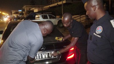 Incivisme routier : Environ 400 véhicules contrôlés, 100 véhicules civils et 75 véhicules administratifs mis en fourrière