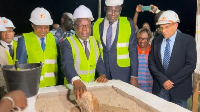 Infrastructure sanitaire : le ministre Pierre Dimba lance les travaux de construction de la nouvelle maternité de Sakassou