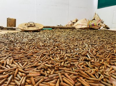 Insécurité: L’unité de Lutte contre la Grande Criminalité ( ULGC) saisit une importante quantité d’armes de guerre près d’Abidjan