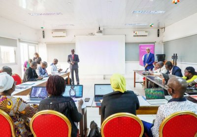 Introduction des TIC dans l’éducation , la formation et l'éducation : un atelier sur l’apprentissage et la production de cours en ligne s’ouvre à Abidjan