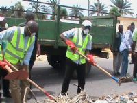 Jacqueville/ ‘‘Semaine de la salubrité’’ Le maire Joachim Beugré donne le top départ