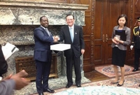 Coopération: le Président de l’Assemblée nationale, Guillaume Soro reçu en audience par le Premier Ministre du Japon