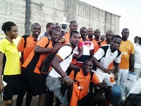 ORANGE CI remporte le Trophée de l’Amitié de la Jeune Chambre Internationale Abidjan Elite