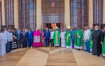 Journée de la Paix : le Premier Ministre Patrick Achi prend part à une messe  à la Basilique de Yamoussoukro