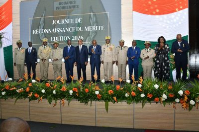 Journée de reconnaissance du mérite (JRM) 2026 des Douanes : le Grand Chancelier et le Ministre Adama Coulibaly honorent le Directeur général et plusieurs douaniers