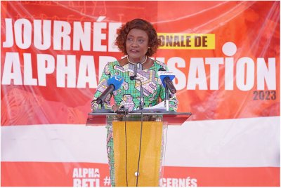 Journée nationale de l’alphabétisation : la ministre Mariatou Koné appelle à la mutualisation des efforts pour réduire le taux d’analphabétisme estimé à 47%