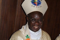 Ordination de Mgr KUTWA : La Grande Chancelière conduit la délégation officielle au Vatican