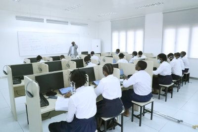 GOUV’ACTU 11 : L'Enseignement technique et professionnel au centre d'un dossier spécial