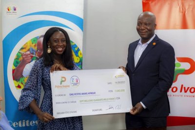 Côte d'Ivoire : l'ONG Petites Mains Afrique signe un partenariat pour l'éducation des orphelins  avec Petro Ivoire