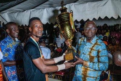 1ère édition du Tournoi de l’amitié-Ananguié vainqueur du trophée Yapo Janus