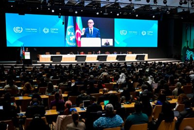 La COP29 s’ouvre par un appel à la coopération mondiale, après la réélection de Trump