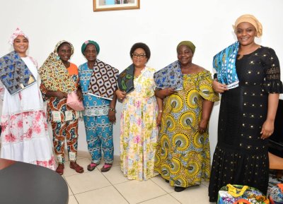 Fête des mères : la Fondation Petroci cadeaute 5000 mamans d'association et ONG venues des régions de la Côte d'Ivoire