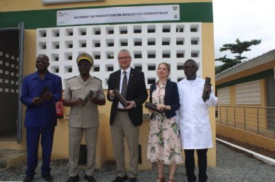 L’ambassadeur d’Allemagne lance le démarrage de l’incubateur de transformation des sous-produits agricoles de l’ANADER de Gagnoa