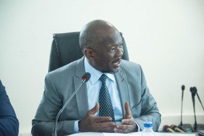 Logements sociaux économiques : lancement du Groupe de Travail pour la définition d’un modèle de Partenariat Public-Privé (PPP) adapté à la production industrielle de logements sociaux et économiques en Côte d’Ivoire