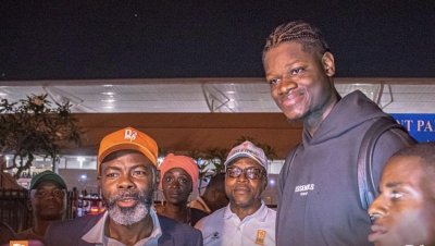 Le basketteur ivoirien de la NBA Mo. Bamba est arrivé en Côte d’Ivoire pour une série d’activités