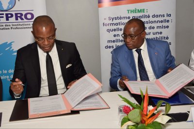 Un nouvel élan pour la formation professionnelle en Afrique de l'Ouest : le CCMEFP-UEMOA et le RAFPRO signent une convention 
