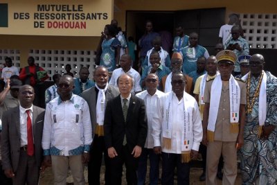 L’ambassade du Japon et le conseil régional du Sud-Comoé inaugurent deux nouveaux bâtiments scolaires à Dohouan