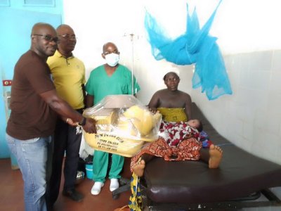 Le fan club Didier Drogba de Grand Lahou porte assistance à cinq nouveau-nés