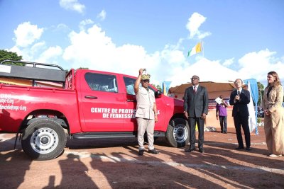 Projet de renforcement de la protection civile pour une cohésion sociale durable : le Japon équipe les pompiers civils de Ferké