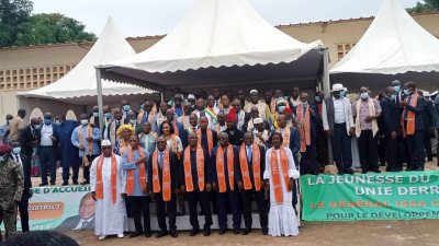 Le ministre gouverneur du district des savanes installé et présenté aux populations