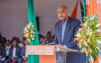 Infrastructures sportives : le Premier Ministre Patrick Achi lance les travaux de construction de quatre piscines dans le District d’Abidjan