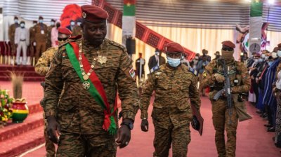 Le président burkinabè en visite au Mali pour discuter de lutte antiterroriste