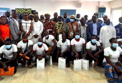 Lutte contre l'incivisme routier : Les acteurs des taxis communaux de Bouaké formés et sensibilisés