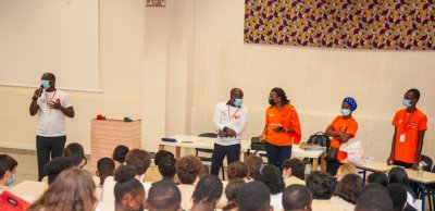 Les élèves du lycée Mermoz d'Abidjan sensibilisés sur le VIH-sida