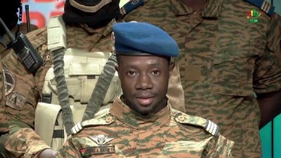 Au Burkina Faso, le coup d'Etat confirmé à la télévision nationale