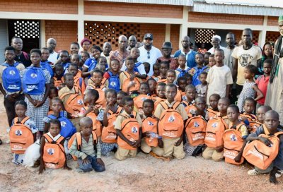 Loh Djiboua : plus de 3000 kits scolaires distribués aux écoliers démunis de la région