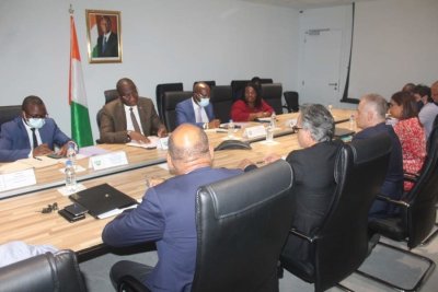 Lutte contre la vie chère : rencontre avec les acteurs de la grande distribution pour une mise œuvre immédiate de la mesure de plafonnement des prix