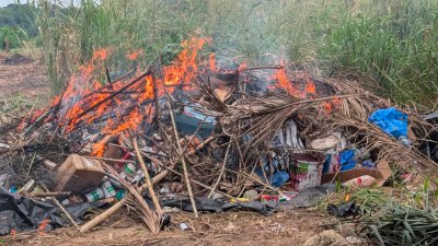 Lutte contre les fraudes : le Ministère en charge du Commerce détruit des produits périmés d’une valeur de plus de 3 millions FCFA