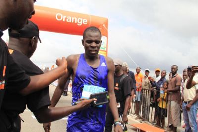 Justin Fiomi vainqueur de la troisième édition du marathon d’Abidjan