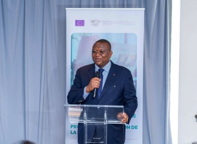 Le ministre de la Communication annonce la création d'une cartographie pour optimiser la gestion des entreprises de presse