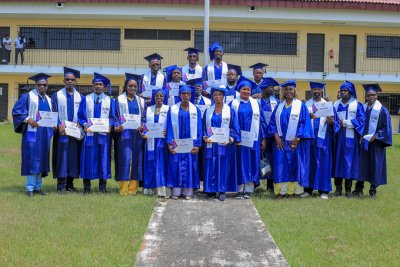 Media : Vingt (20) auditeurs de la 5e promotion  du programme Journalisme reporter d’image Média Global (JRIMG) reçoivent leurs diplômes