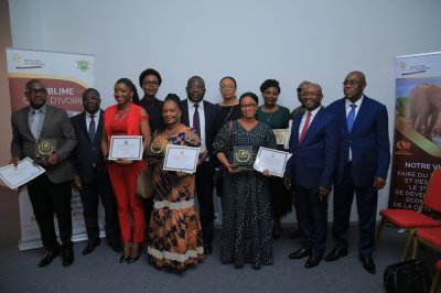 Tourisme : les lauréats du prix national d'excellence 2021 (2ème et 3ème) reçoivent leurs prix  