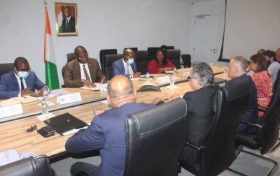 Mesure de plafonnement : Le Ministère du Commerce et de l’Industrie et le CNLVC rencontrent les acteurs de la grande distribution