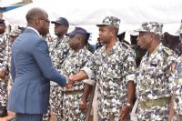 Marine nationale / Le ministre de la défense rend visite aux marins: Soyez des marins nouveaux