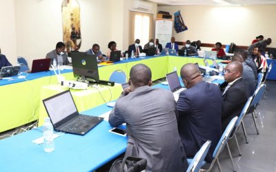 Ministère de l'économie et des finances : des cadres de la DGE renforcent leurs capacités en désaisonnalisation et analyse conjoncturelle